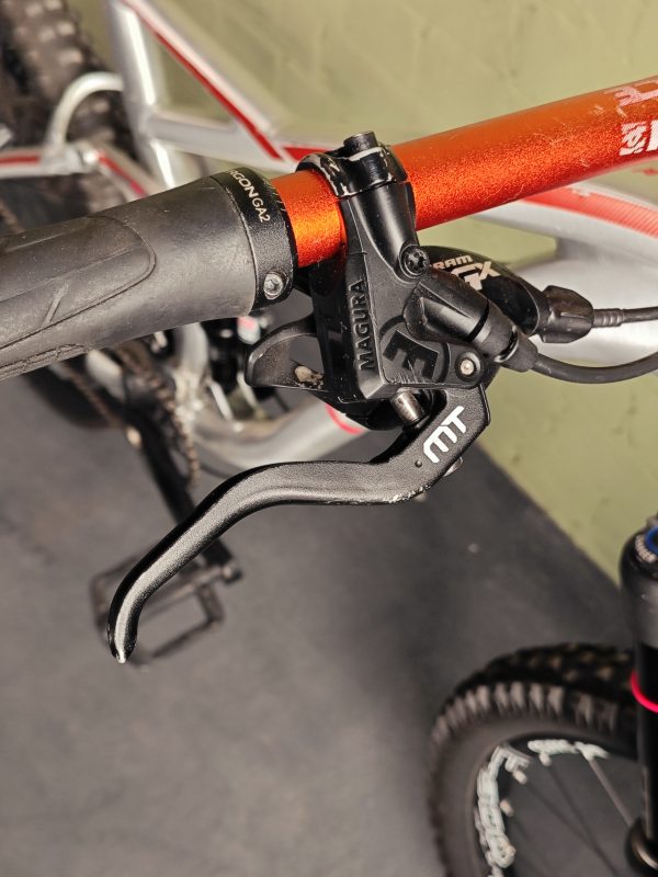 Radon Slide 150 27.5 M