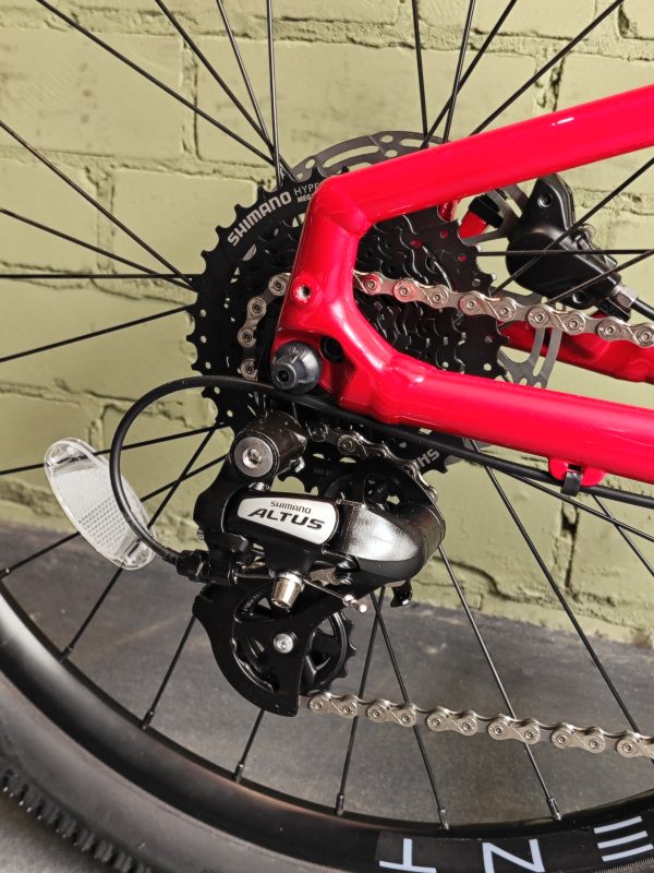 Cyclone Ultima XS 24