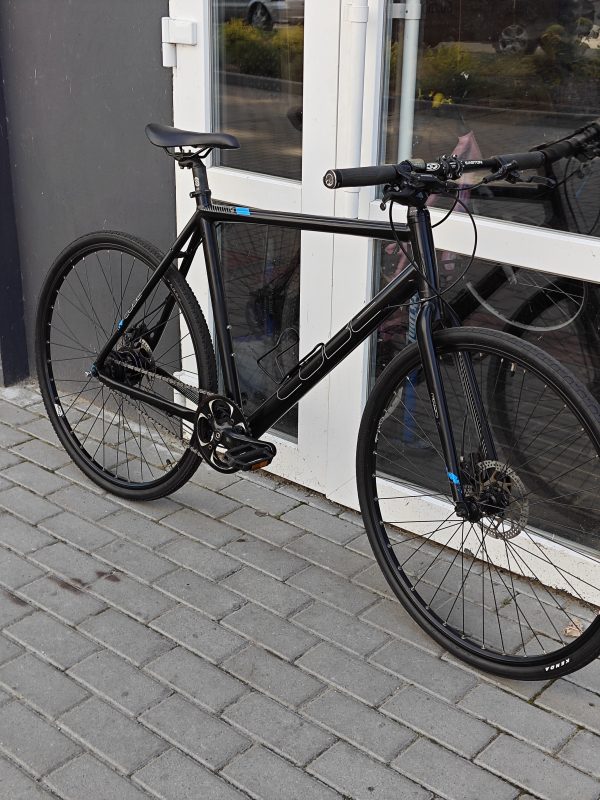 Cube hyde 28 L